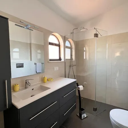 Renovated Vale Do Milho Golf With Sea View *